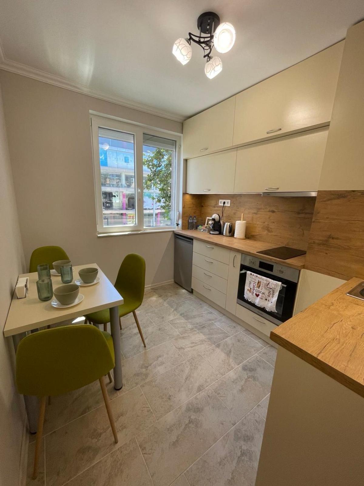 Seven Hills Apartment With Optional Parking Plowdiw Exterior foto